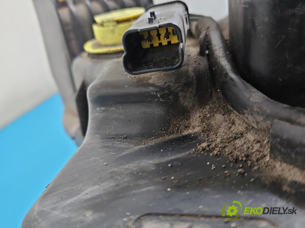 Toyota Proace City 1.5 D4D 131 HP automatic 96 kW 1499 cm3 5- Nádrž: AdBlue: 9817601880