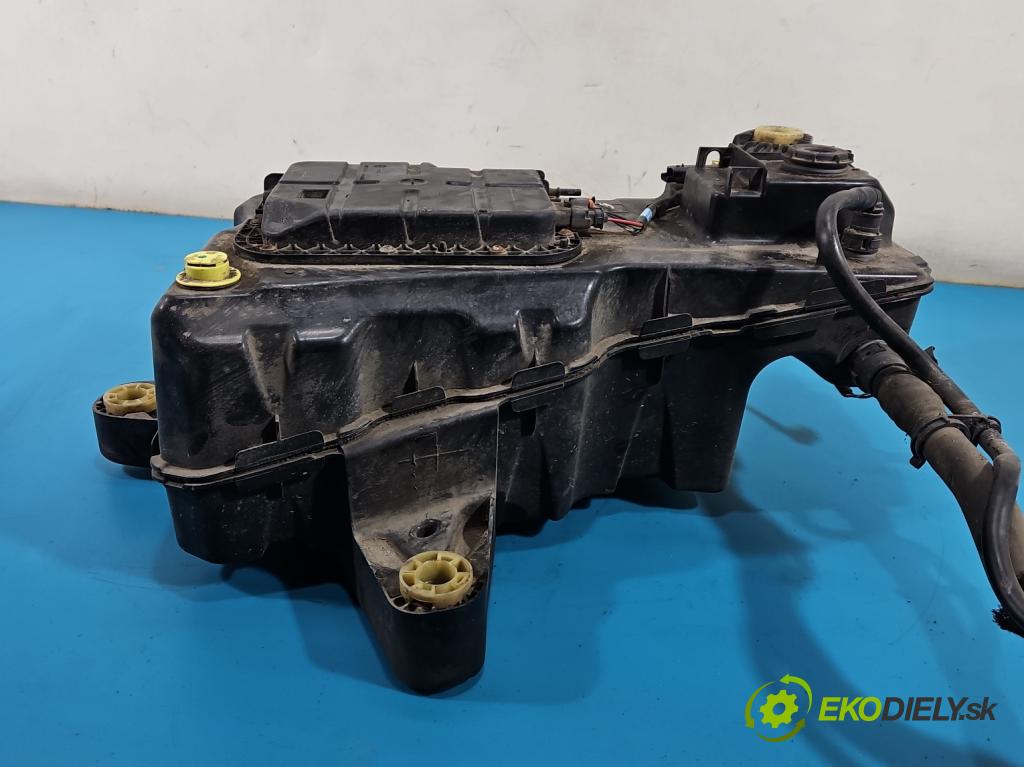 Toyota Proace City 1.5 D4D 131 HP automatic 96 kW 1499 cm3 5- Nádrž: AdBlue: 9817601880