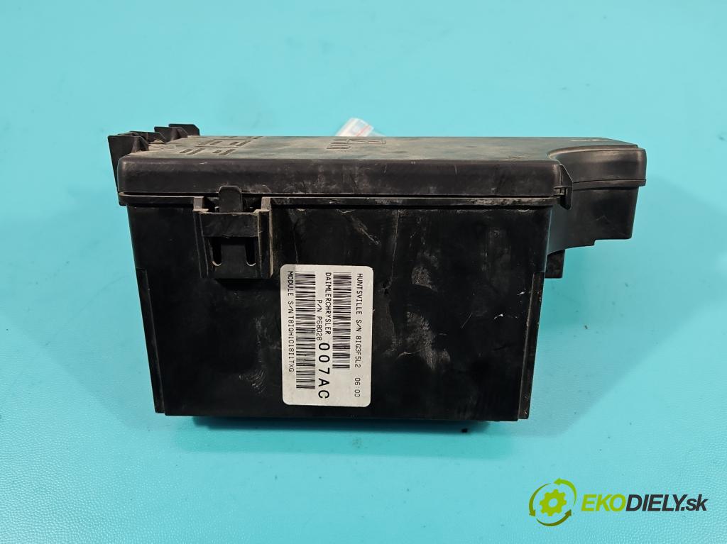 Dodge Caliber 1.8 16V 150 hp manual 110 kW 1799 cm3 5- skříňka pojistková P68028007AC (Pojistková skříňka)