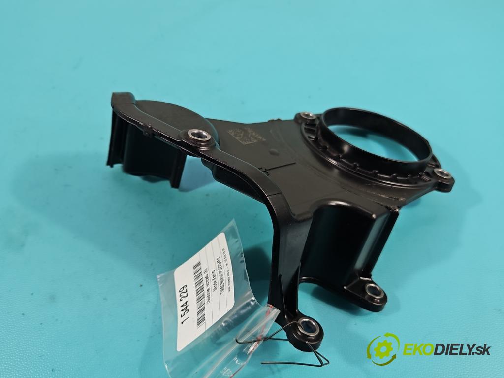 Skoda Kamiq 1.0 TSI 110 hp automatic 81 kW 999 cm3 5- obal vačkový 05C109175A (Kryt motoru )