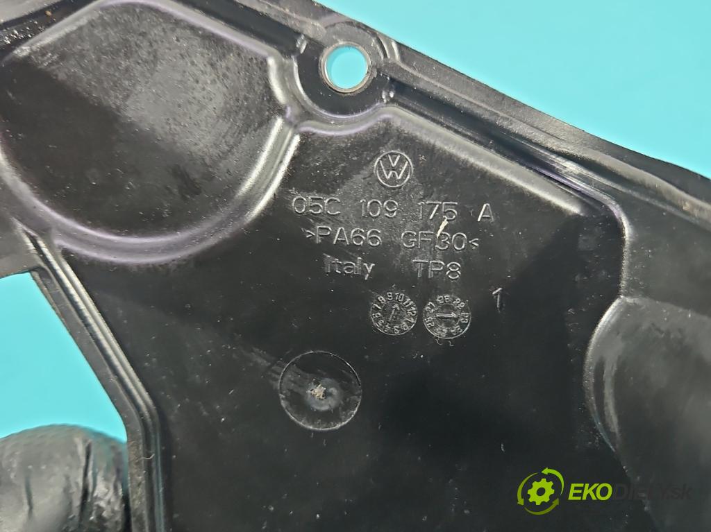 Skoda Kamiq 1.0 TSI 110 hp automatic 81 kW 999 cm3 5- obal vačkový 05C109175A (Kryt motoru )