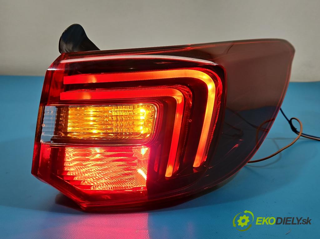 Opel Grandland 2017–2024 1.2 T 131 HP automatic 96 kW 1199 cm3 5- svetlo / reflektor zadné pravé 9846766680 (Kľučka dverí ostatné)