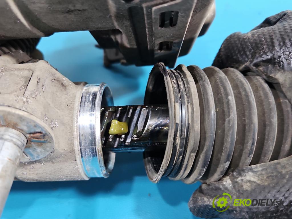 Toyota Proace City 1.5 D4D 131 HP automatic 96 kW 1499 cm3 5- Ozubené kolo: volant F800002179D