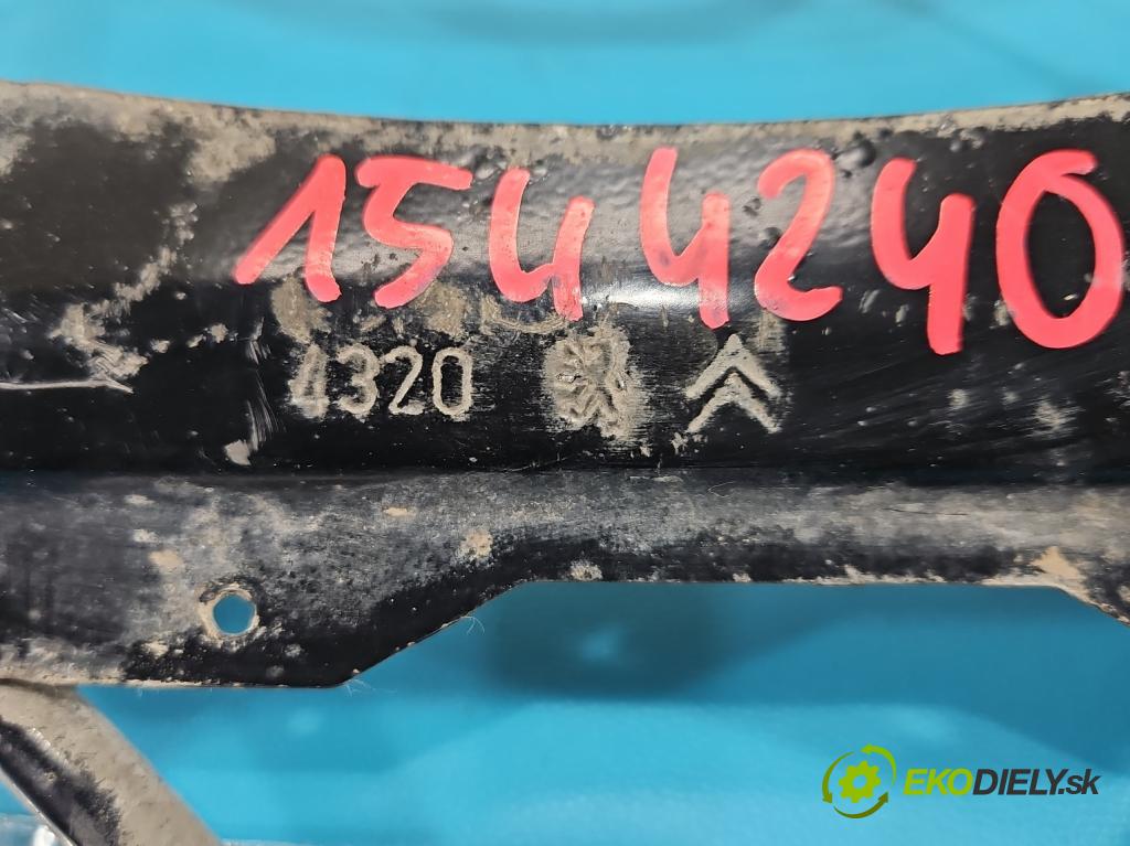 Toyota Proace City 1.5 D4D 131 HP automatic 96 kW 1499 cm3 5- Upevnenie: kolesa ozubeného