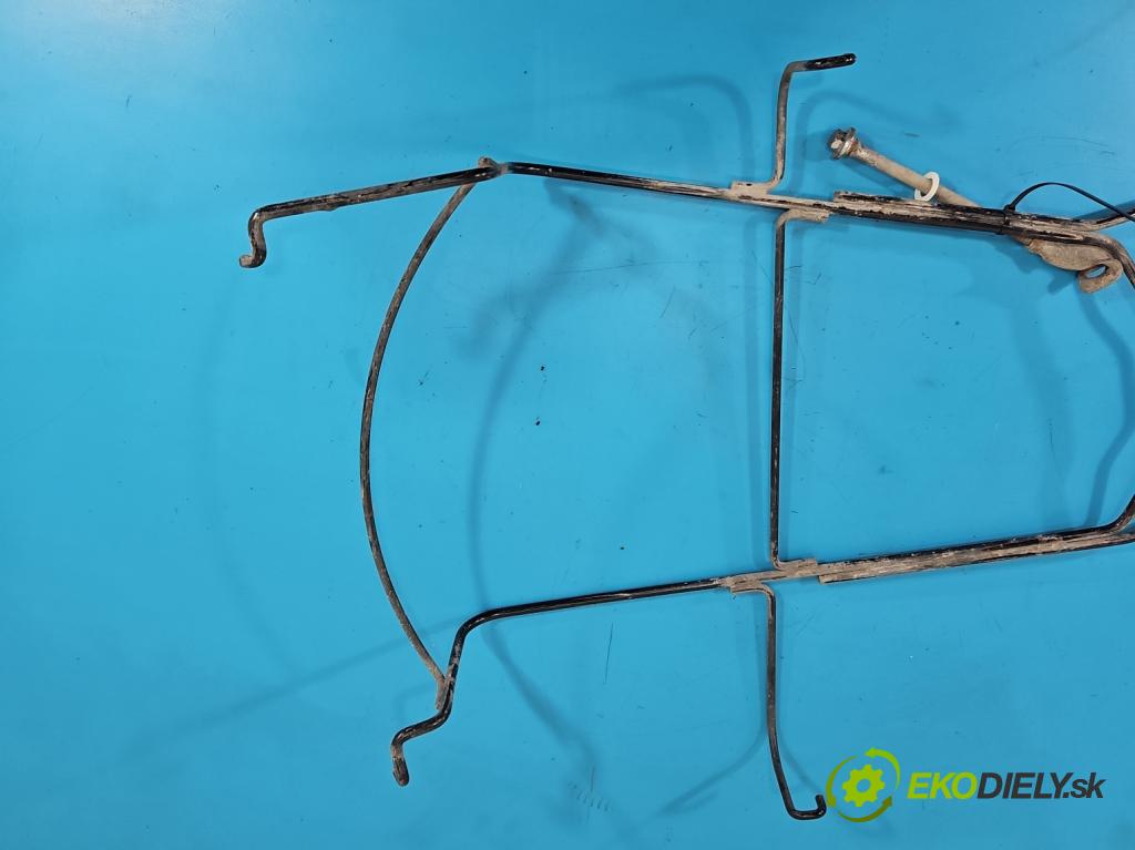 Toyota Proace City 1.5 D4D 131 HP automatic 96 kW 1499 cm3 5- Upevnenie: kolesa ozubeného