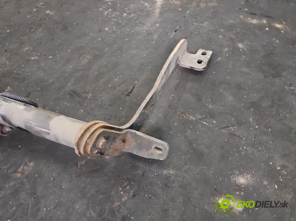 Toyota Proace City 1.5 D4D 131 hp automatic 96 kW 1499 cm3 5- oko tažné  (Tažné zařízení)