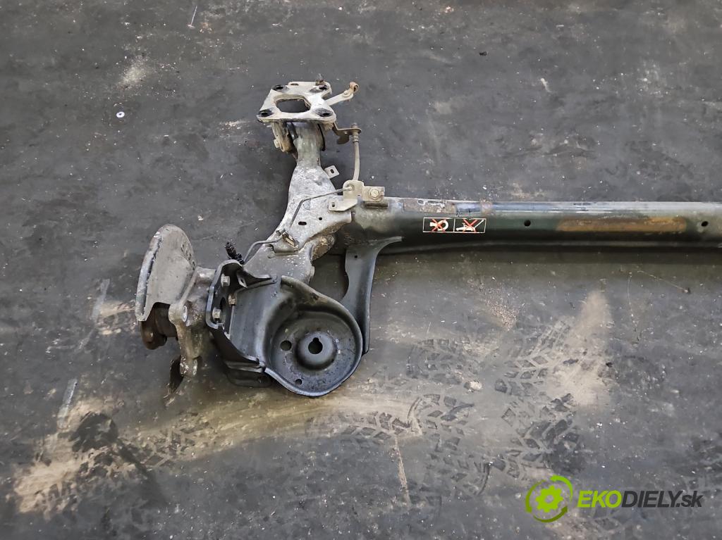 Toyota Proace City 1.5 D4D 131 hp automatic 96 kW 1499 cm3 5- zadní výztuha  (Zadní výztuha)