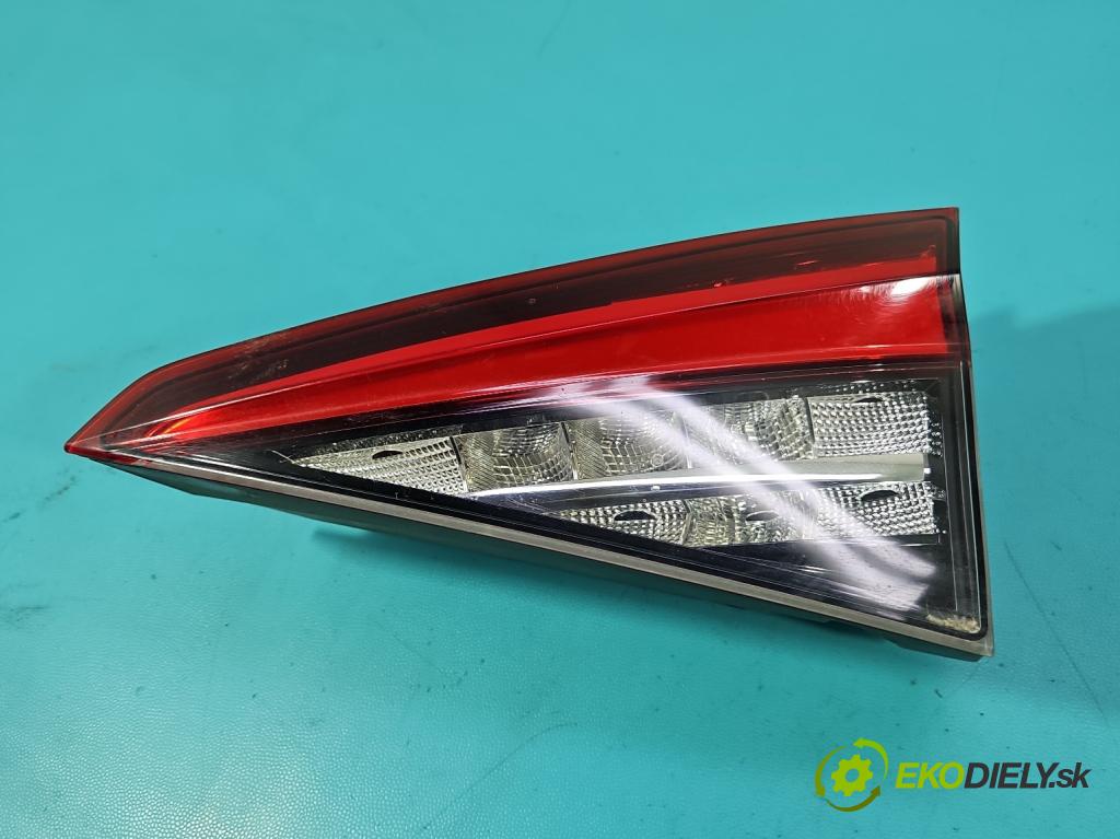 Skoda Kodiaq I 2.0 tdi 150 HP automatic 110 kW 1968 cm3 5- svetlo / reflektor zadné pravé 565945308B (Kľučka dverí ostatné)