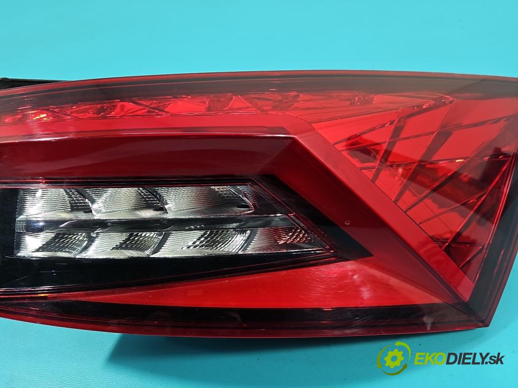 Skoda Kodiaq I 2.0 tdi 150 HP automatic 110 kW 1968 cm3 5- svetlo / reflektor zadné pravé 565945208A (Kľučka dverí ostatné)