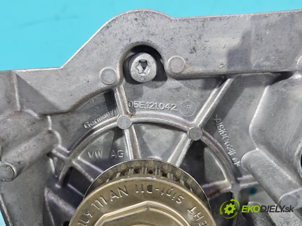 Skoda Kamiq 1.0 TSI 110 hp automatic 81 kW 999 cm3 5- čerpadlo vody 05E121042 (Vodní pumpa)