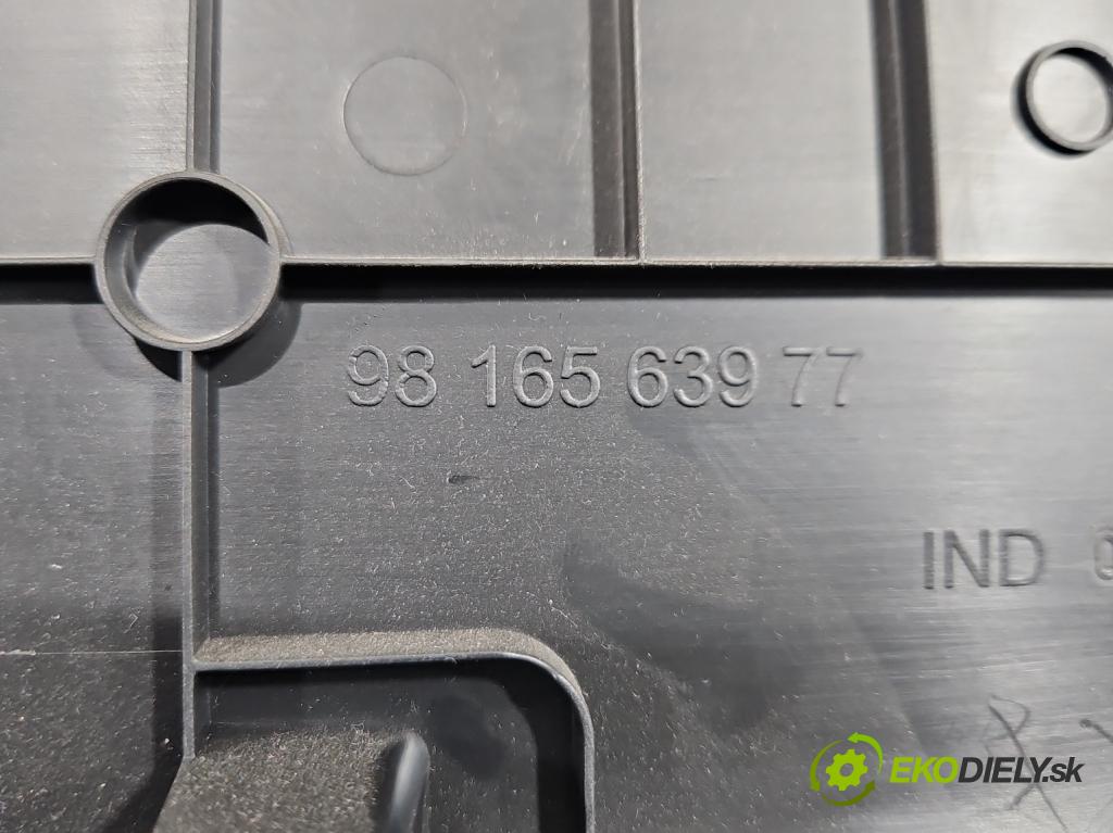 Toyota Proace City 1.5 D4D 131 HP automatic 96 kW 1499 cm3 5- kryt plast 9816563977