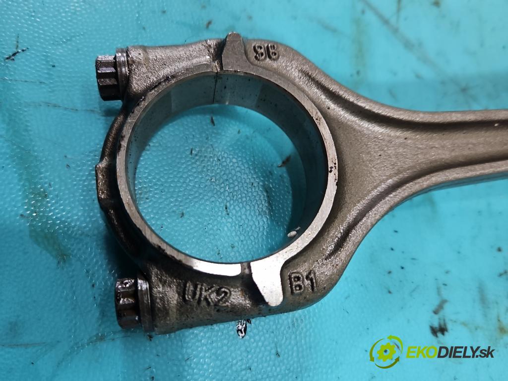 Skoda Kamiq 1.0 TSI 110 HP automatic 81 kW 999 cm3 5- piest (Piest)