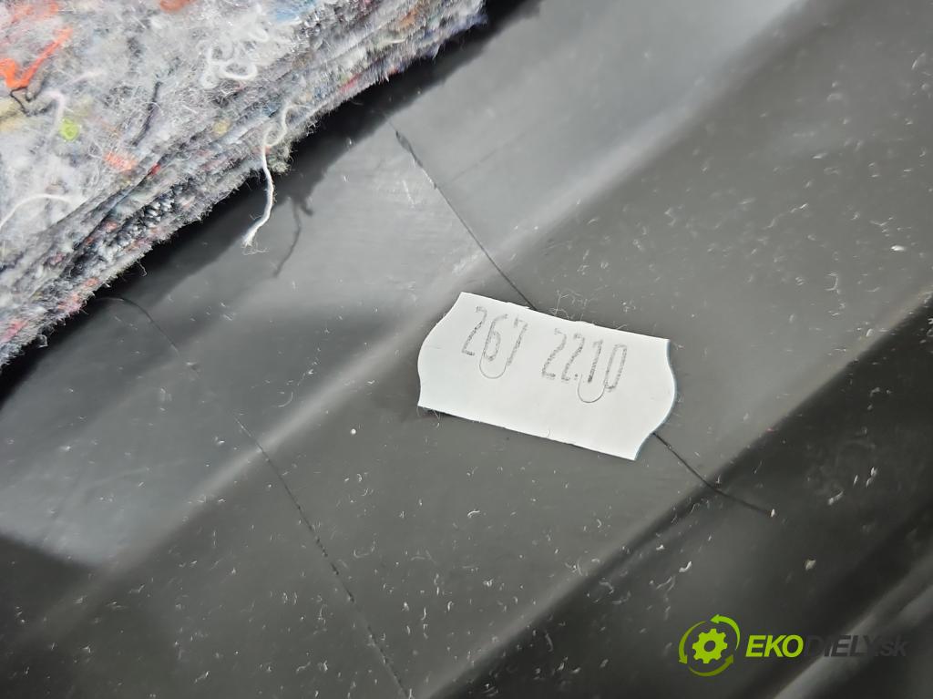 Opel Grandland 2017–2024 1.2 T 131 HP automatic 96 kW 1199 cm3 5- Čalounictví: kufrové dvere