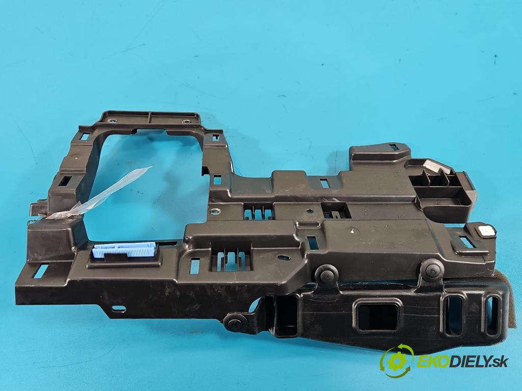 Toyota Proace City 1.5 D4D 131 HP automatic 96 kW 1499 cm3 5- kryt plast 9820574901