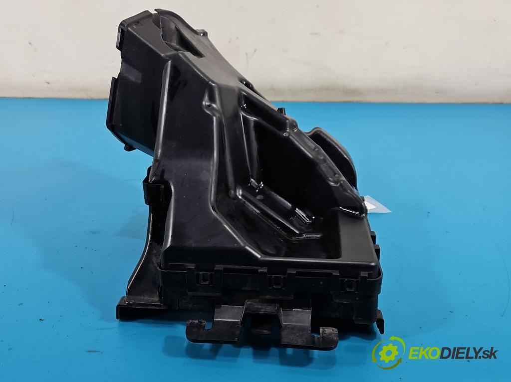 Toyota Proace City 1.5 D4D 131 hp automatic 96 kW 1499 cm3 5- Vstup: vzduchu 9816871680