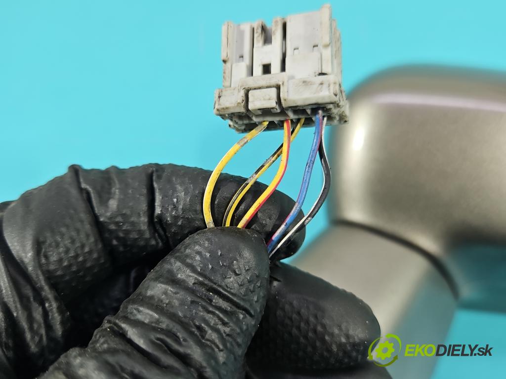 Honda City IV 2002-2008 1.4 8v 83 HP manual 61 kW 1339 cm3 4- zrkadlo ľavé  (Kľučka dverí ostatné)