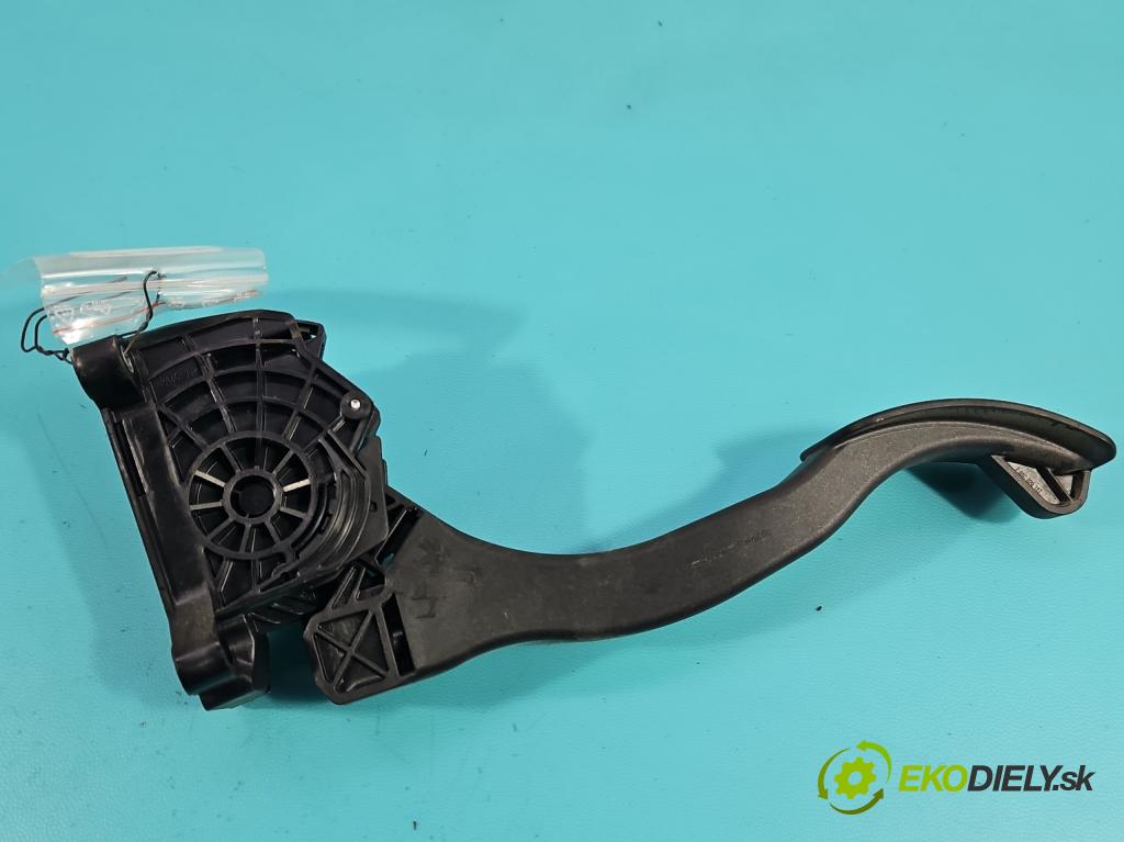 Toyota Proace City 1.5 D4D 131 HP automatic 96 kW 1499 cm3 5- pedal plyn potenciometr: 9836042280