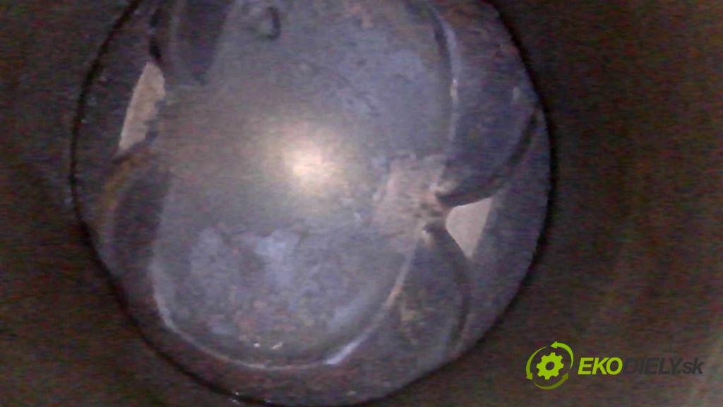 Toyota Aygo II 2014-2022 1.0 vvti 72 hp manual 53 kW 998 cm3 5- motor benzín 1KR