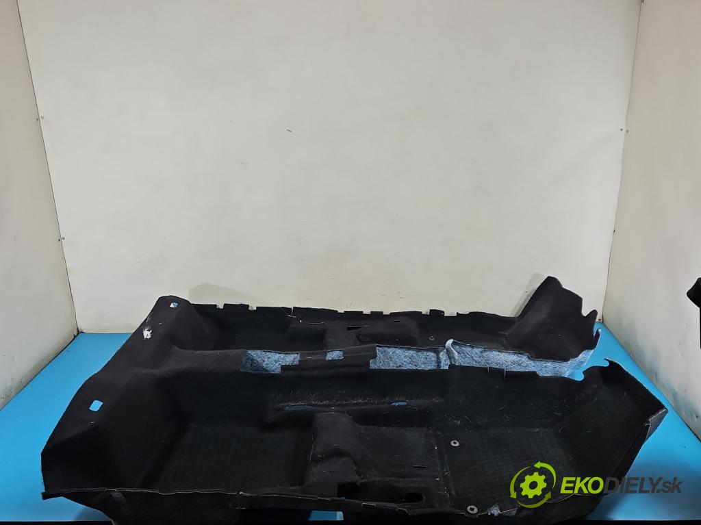 Skoda Kamiq 1.0 TSI 110 hp automatic 81 kW 999 cm3 5- koberec do auta 