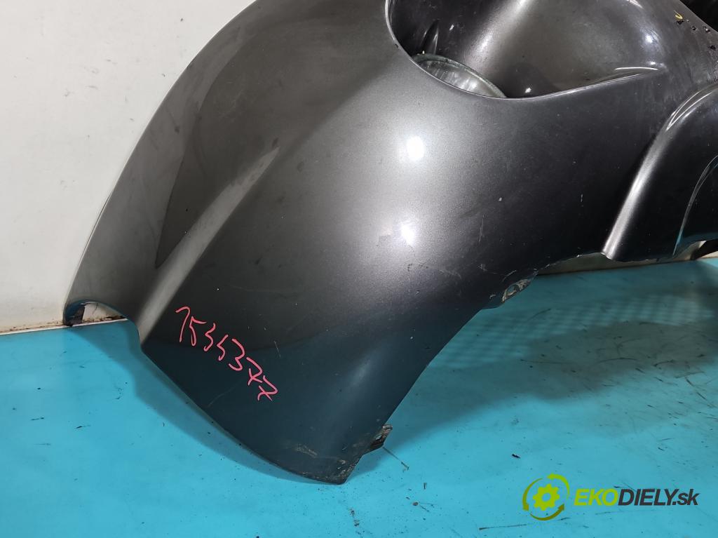 Hyundai Santa Fe 2000-2006 2.4 16V 150 HP manual 110 kW 2400 cm3 5- nárazník predné  (Kľučka dverí ostatné)