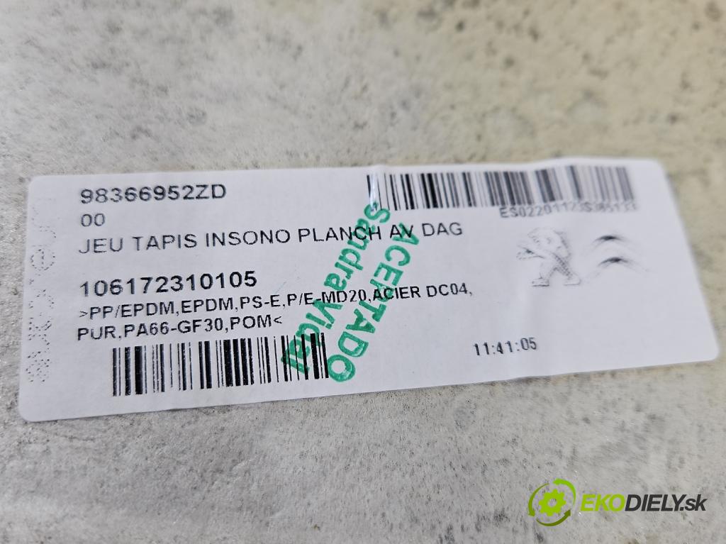 Toyota Proace City 1.5 D4D 131 HP automatic 96 kW 1499 cm3 5- koberec do auta ostatné 98366952ZD