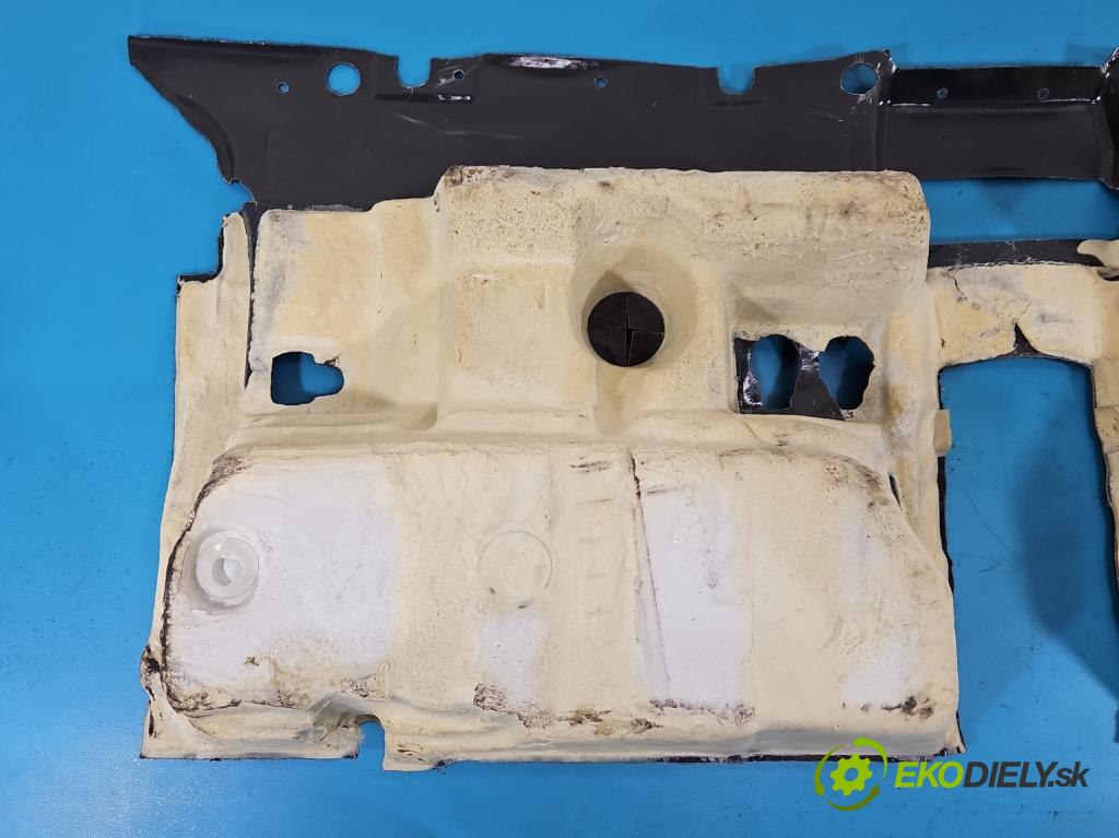 Toyota Proace City 1.5 D4D 131 HP automatic 96 kW 1499 cm3 5- koberec do auta ostatné 98173933ZD