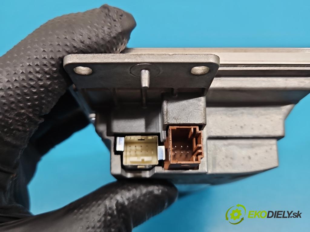 Citroen C5 II 2008-2017 1.6 hdi 114 hp automatic 84 kW 1560 cm3 4- displej 9801020080-01 (Přístrojová deska)