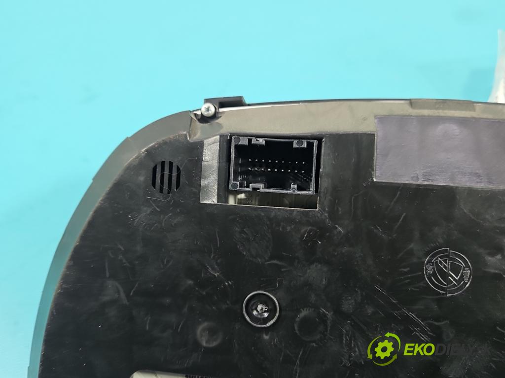 Fiat Punto Grande 1.4 T 120 HP manual 88 kW 1368 cm3 5- prístrojovka/ budíky  (Prístrojová doska)