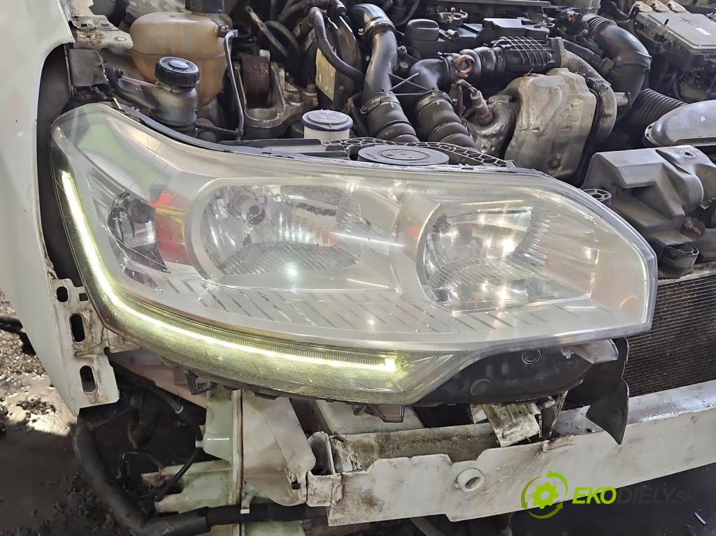 Citroen C5 II 2008-2017 1.6 hdi 114 HP automatic 84 kW 1560 cm3 4- Reflektor: pravý 9674397980 (Svetlo predné pravé)