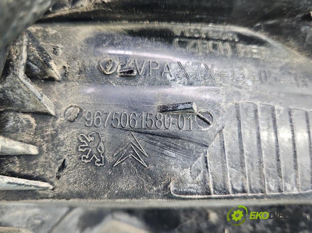 Citroen C5 II 2008-2017 1.6 hdi 114 HP automatic 84 kW 1560 cm3 4- svetlo / reflektor zadné ľavé 9675061580 (Kľučka dverí ostatné)