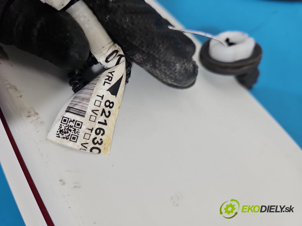 Toyota Aygo II 2014-2022 1.0 vvti 72 hp manual 53 kW 998 cm3 5- spoiler  (Spoiler)