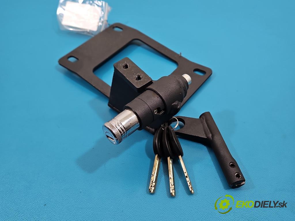 Toyota Aygo II 2014-2022 1.0 vvti 72 HP manual 53 kW 998 cm3 5- Blokáda: skřie: stupeň,rýchlosť 