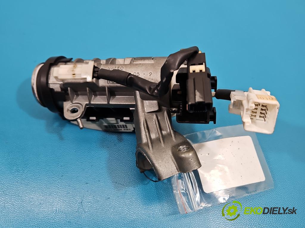 Toyota Avensis I T22 1997-2003 1.6 vvti 110 HP manual 81 kW 1598 cm3 4- Spínačka 73653512 (Spínacia skrinka)