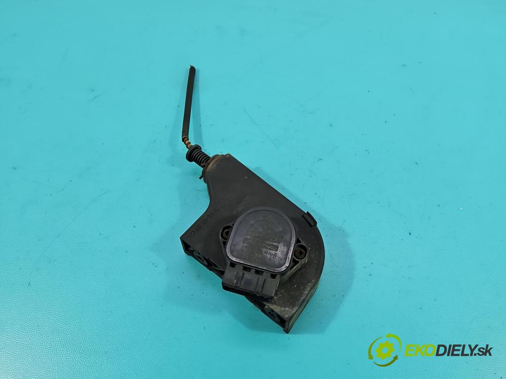 Renault Scenic I 1996-2003 1.9 dci 102 HP manual 75 kW 1870 cm3 5- pedal plyn potenciometr: 