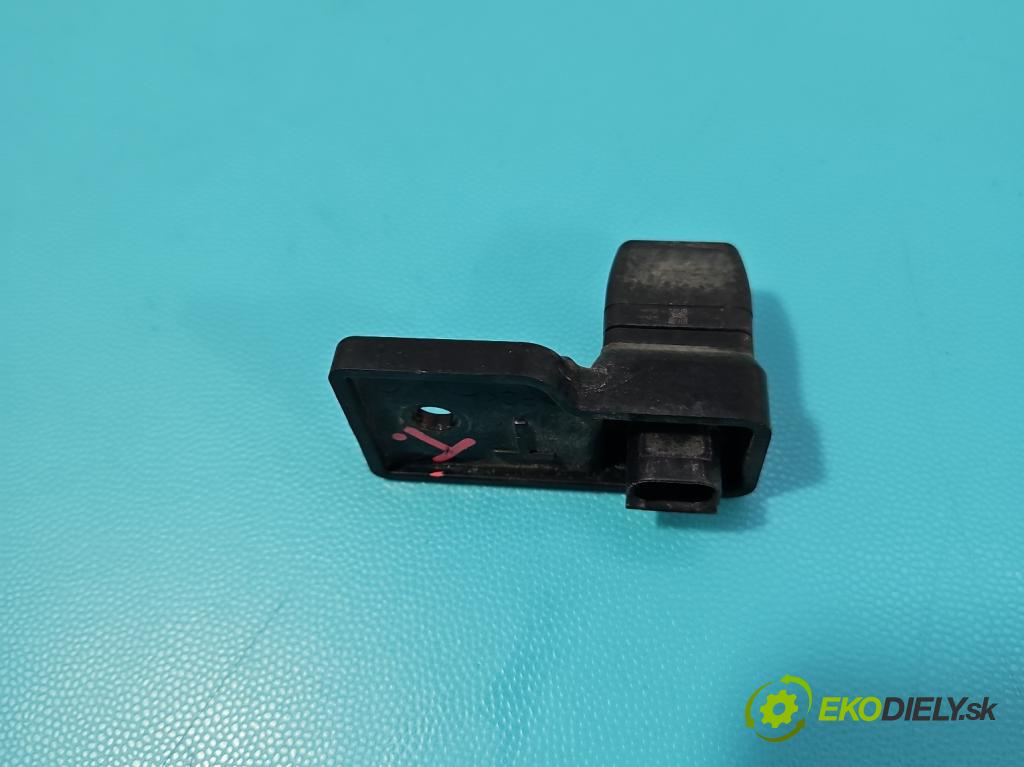 Toyota Aygo II 2014-2022 1.0 vvti 72 HP manual 53 kW 998 cm3 5- Kamera cúvania 86790-0H011