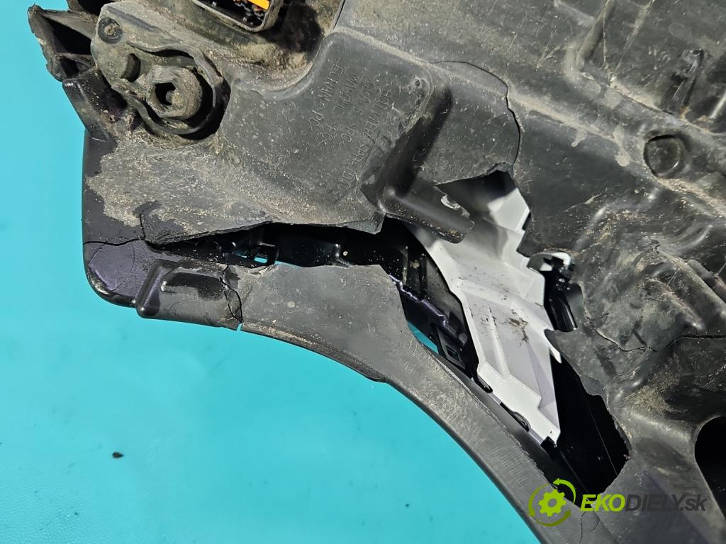 Renault Trafic III 2014 - 2.0 dci 120 HP manual 88 kW 1997 cm3 5- Reflektor: pravý 260109054R (Svetlo predné pravé)