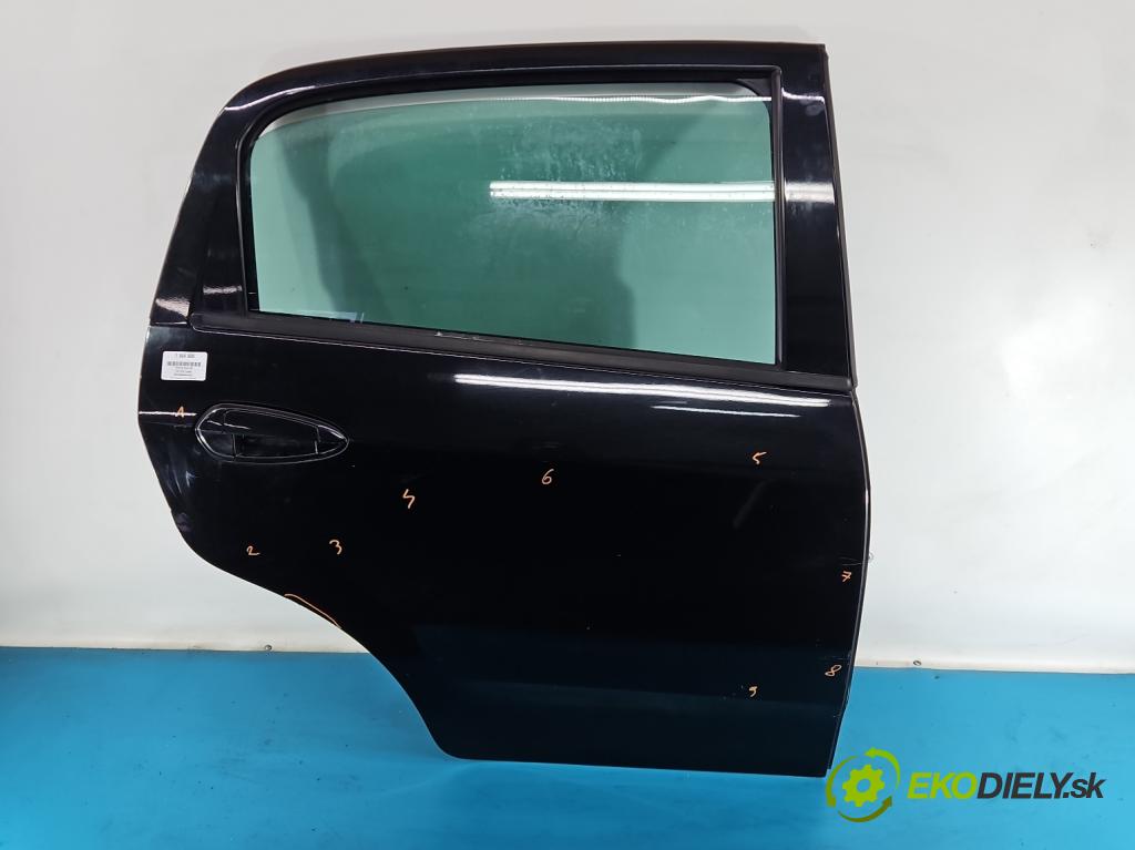 Fiat Punto Grande 1.4 T 120 HP manual 88 kW 1368 cm3 5- dvere zadné pravé  (Kľučka dverí ostatné)