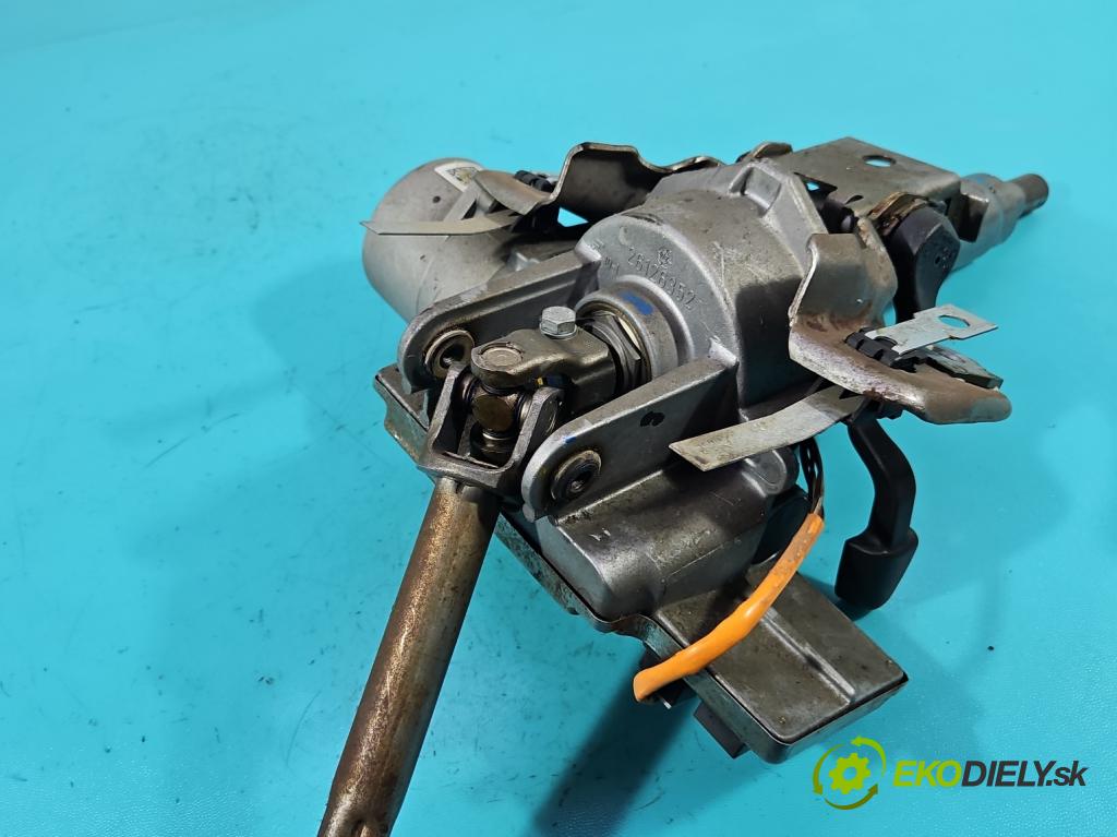 Fiat Punto Grande 1.4 T 120 HP manual 88 kW 1368 cm3 5- čerpadlo posilovač 51826529 (Servočerpadlo)