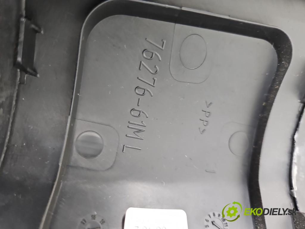 Suzuki Vitara II 2015- 1.6 16V 120 hp manual 88 kW 1586 cm3 5- Tapacír: kufra: levé 76276-61ML