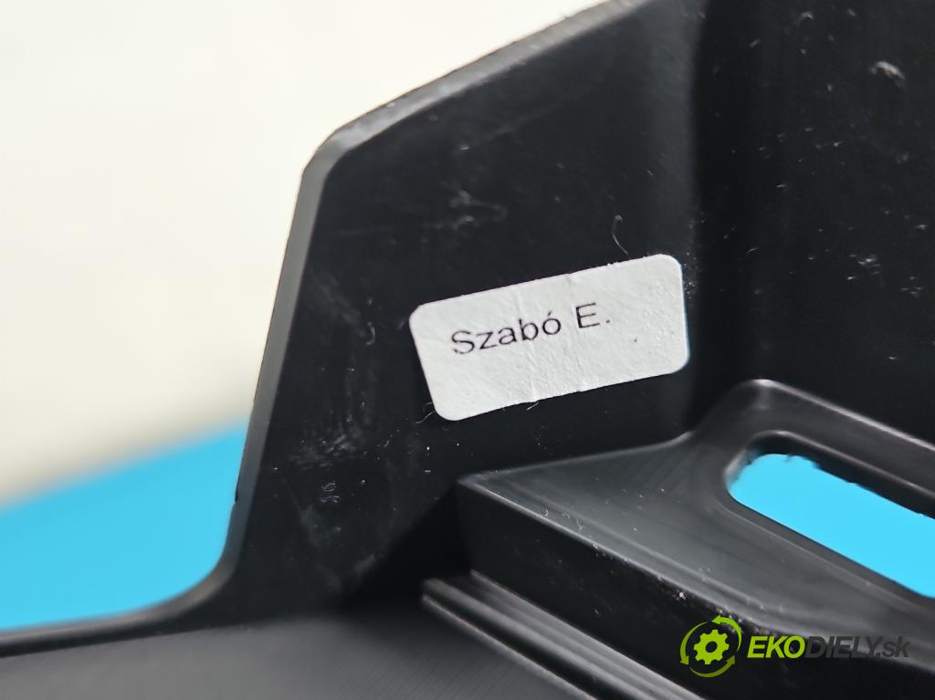 Suzuki Vitara II 2015- 1.6 16V 120 hp manual 88 kW 1586 cm3 5- Tapacír: kufra: levé 76276-61ML