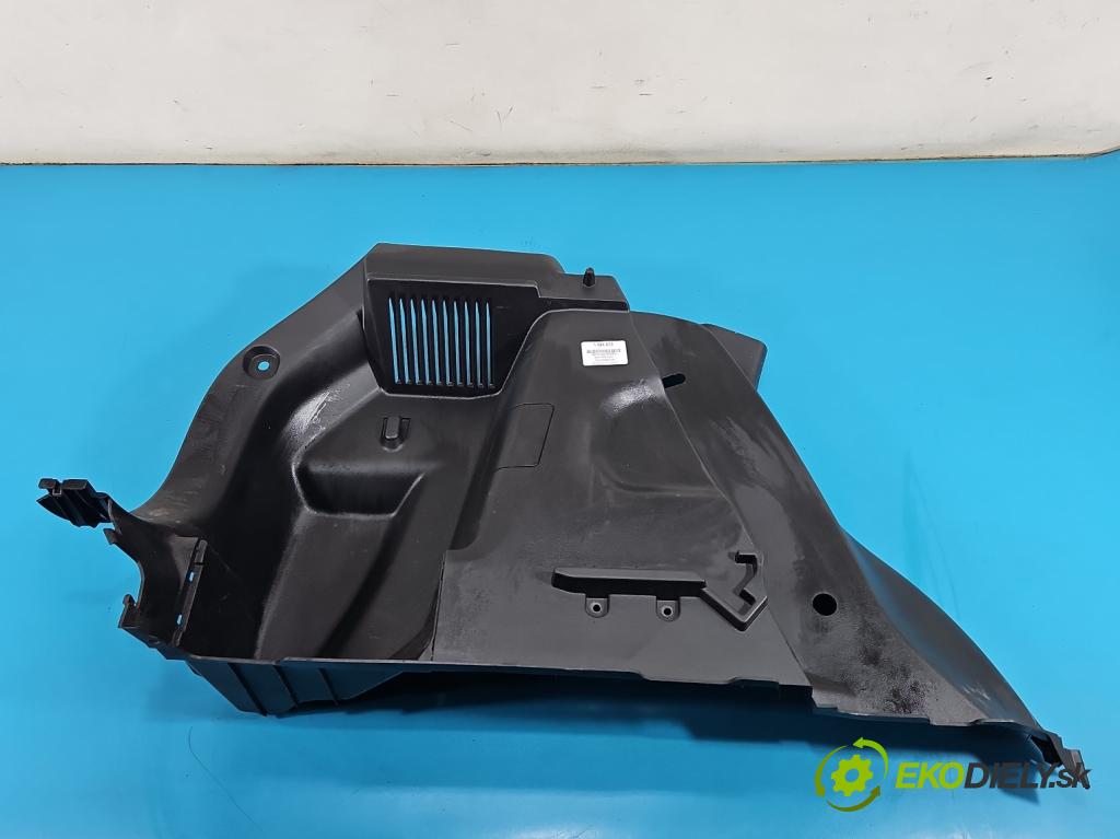 Suzuki Vitara II 2015- 1.6 16V 120 hp manual 88 kW 1586 cm3 5- Tapacír: kufra: levé 76276-61ML