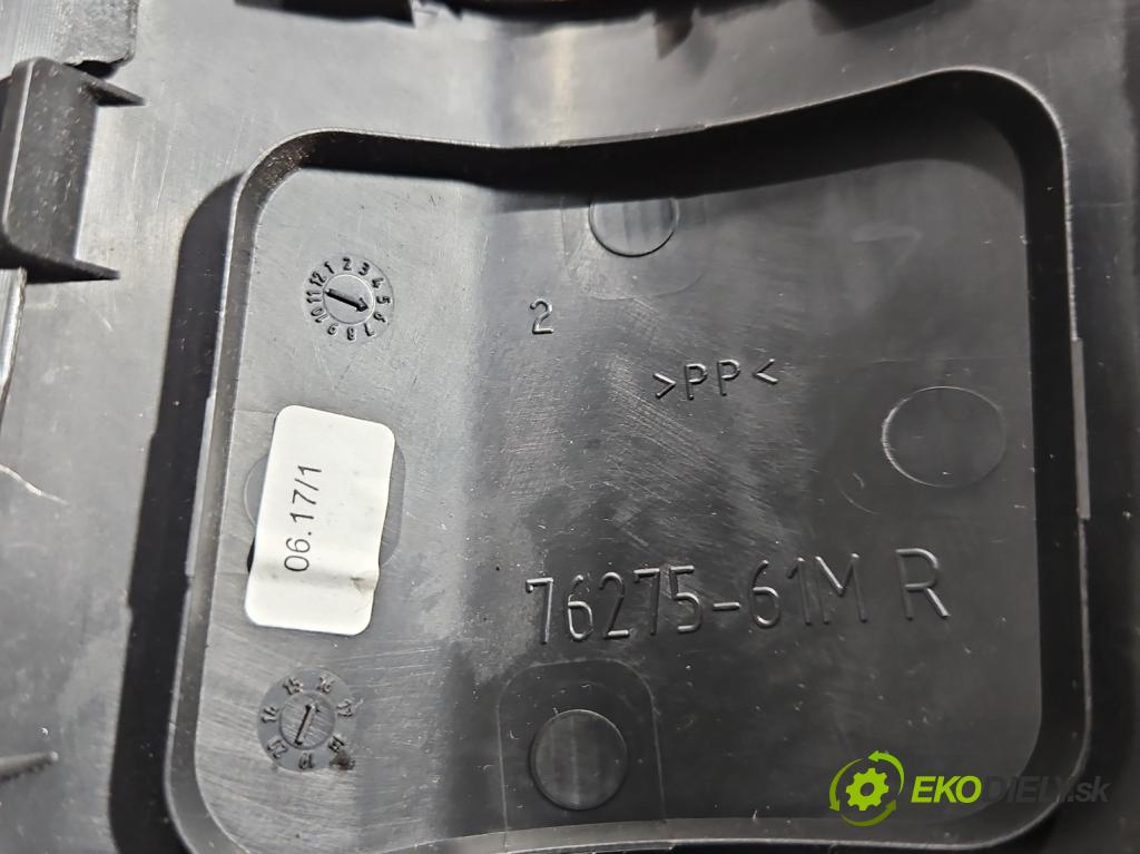 Suzuki Vitara II 2015- 1.6 16V 120 hp manual 88 kW 1586 cm3 5- Tapacír: kufra: pravé 76271-54