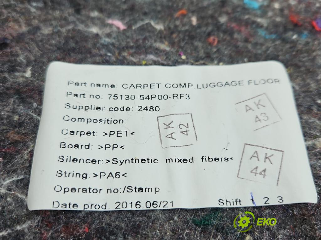 Suzuki Vitara II 2015- 1.6 16V 120 hp manual 88 kW 1586 cm3 5- koberec do auta kufra: 75130-54P00-RF3