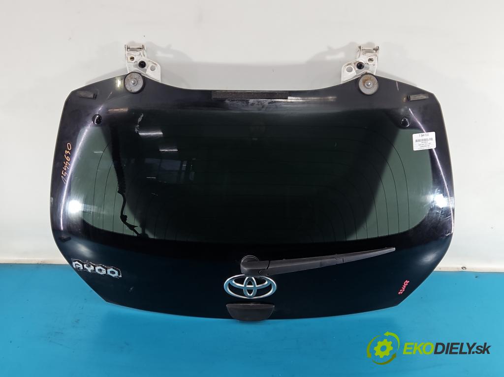 Toyota Aygo II 2014-2022 1.0 vvti 72 hp manual 53 kW 998 cm3 5- zadní kufrové dveře  (Zadní kapota (kufr))