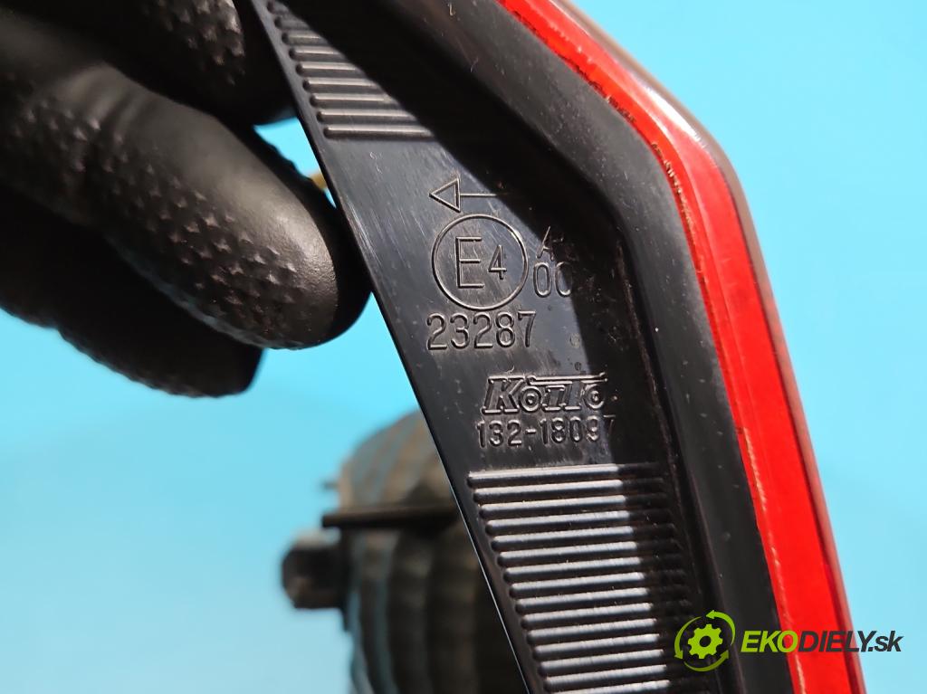 Suzuki Vitara II 2015- 1.6 16V 120 HP manual 88 kW 1586 cm3 5- svetlo / reflektor zadné ľavé 132-18097 (Kľučka dverí ostatné)