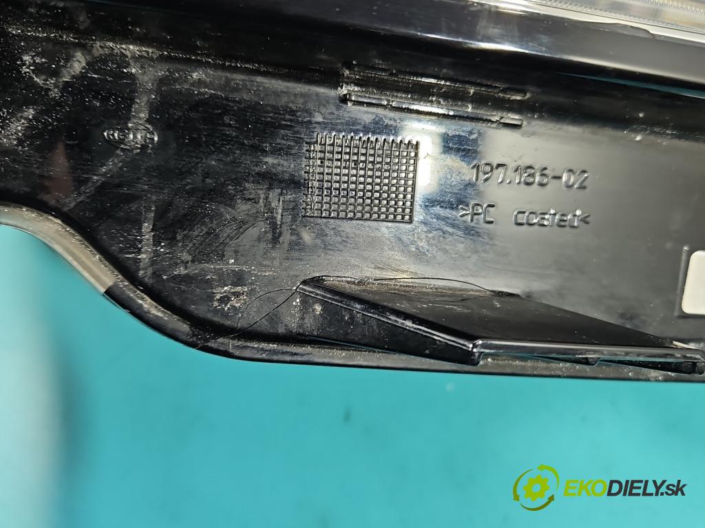 Jaguar XE X760 2015-2024 2.0d 179KM automatic 132 kW 1999 cm3 4- Reflektor: pravý GX73-13W029-EF (Svetlo predné pravé)