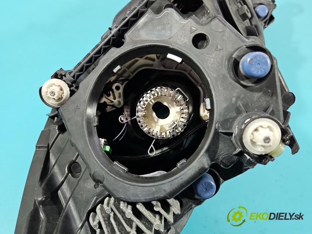 Jaguar XE X760 2015-2024 2.0d 179KM automatic 132 kW 1999 cm3 4- Reflektor: pravý GX73-13W029-EF (Svetlo predné pravé)