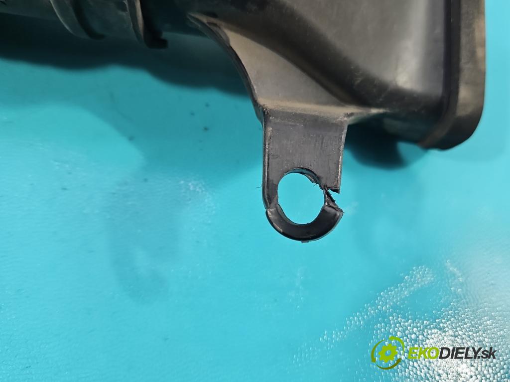 Suzuki Vitara II 2015- 1.6 16V 120 HP manual 88 kW 1586 cm3 5- Vstup: vzduchu