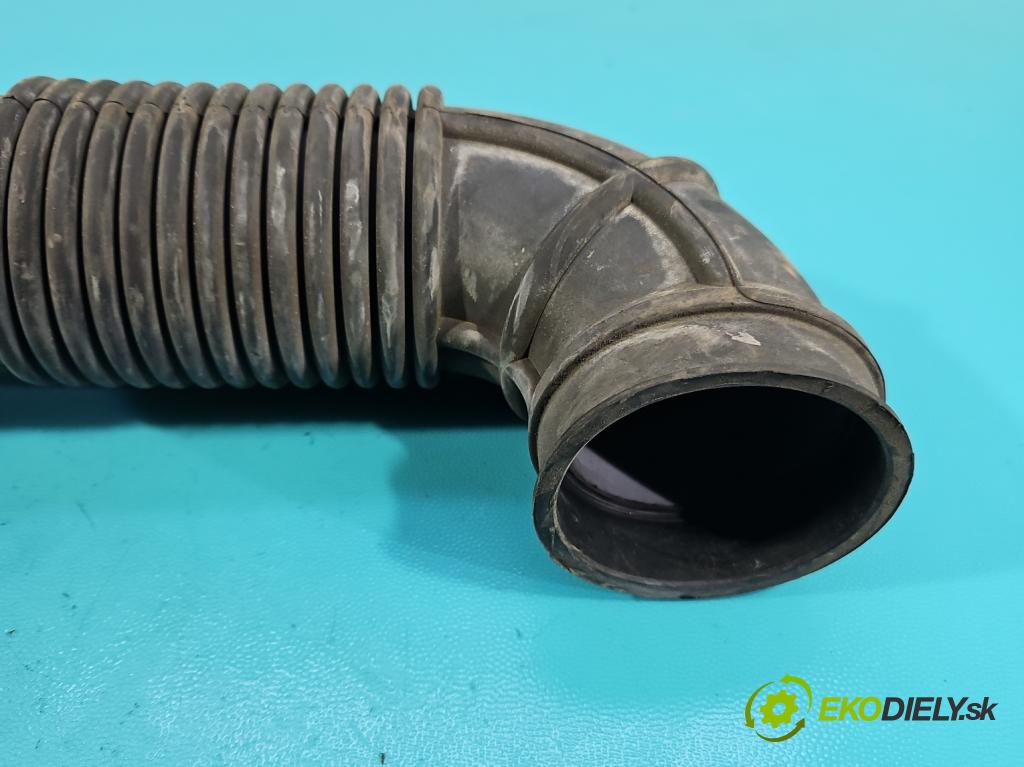 Suzuki Vitara II 2015- 1.6 16V 120 HP manual 88 kW 1586 cm3 5- Vstup: vzduchu