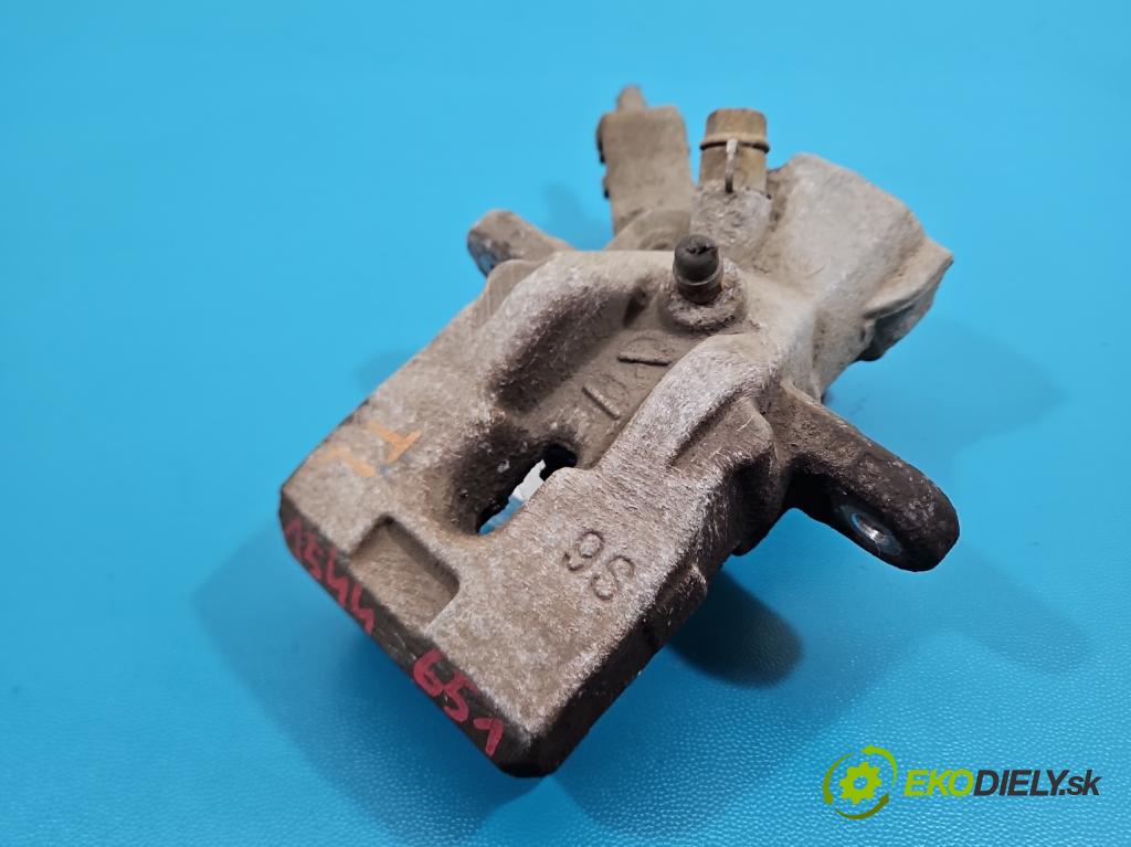 Suzuki Vitara II 2015- 1.6 16V 120 HP manual 88 kW 1586 cm3 5- brzdič zadné ľavý  (Kľučka dverí ostatné)